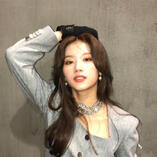 Sana TWICE